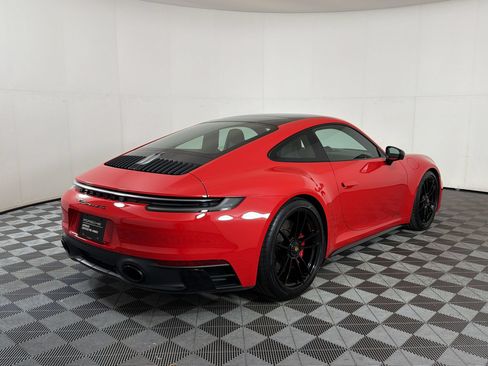 Certified 2024 Porsche 911 Carrera GTS RWD image 10