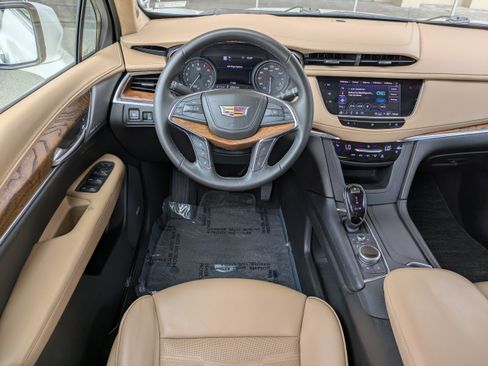 Used 2021 Cadillac XT5 Premium Luxury w/ Platinum Package FWD image 15