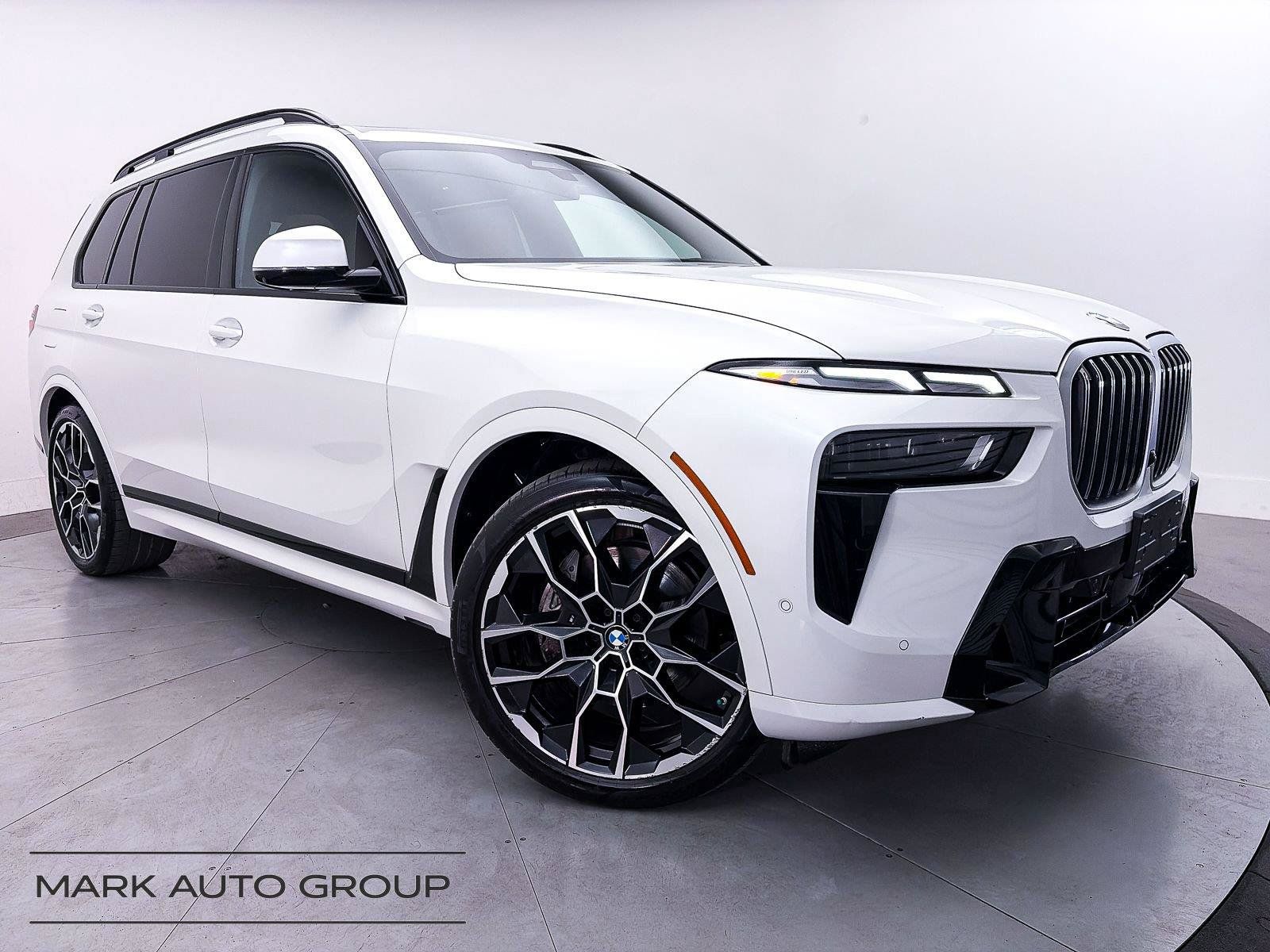 Used 2023 BMW X7 xDrive40i w/ M Sport Package AWD/4WD image 1