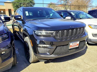 Used 2024 Jeep Grand Cherokee Limited w/ Black Appearance Package