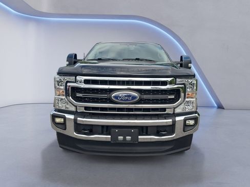 Used 2020 Ford F250 Lariat w/ Lariat Value Package AWD/4WD image 9