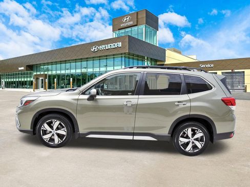 Used 2019 Subaru Forester Touring w/ Popular Package #3 AWD/4WD image 9
