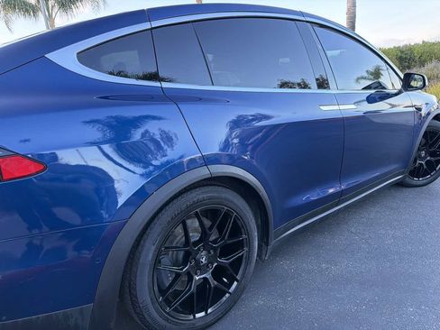 Used 2020 Tesla Model X Long Range AWD/4WD image 18