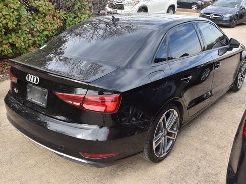 Used 2017 Audi A3 2.0T Premium w/ Convenience Package image 5