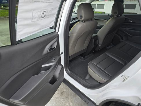 New 2026 Chevrolet Trax ACTIV image 17