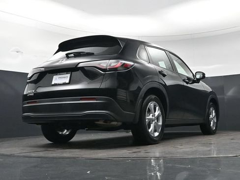 Certified 2024 Honda HR-V LX image 31