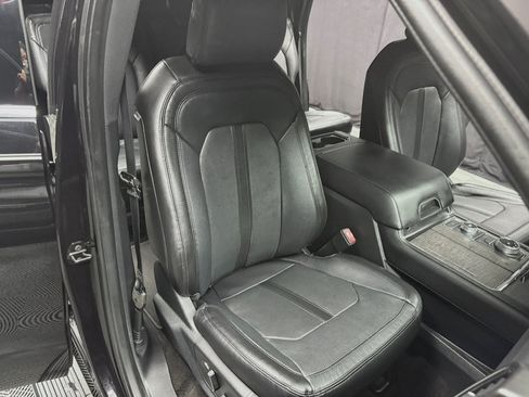 Used 2020 Ford Expedition Max Limited AWD/4WD image 35