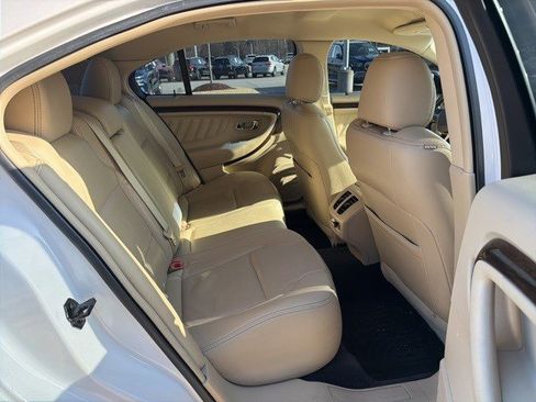 Used 2015 Ford Taurus Limited w/ Equipment Group 301A image 21