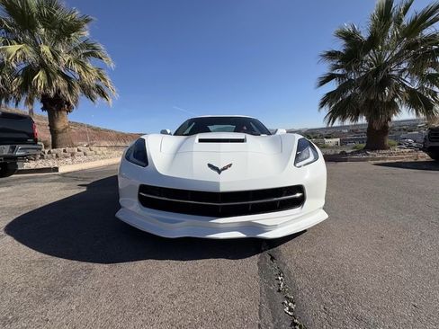 Used 2019 Chevrolet Corvette Stingray Coupe RWD image 8