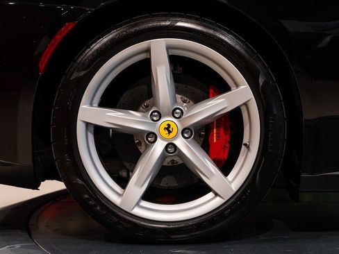 Certified 2020 Ferrari GTC4Lusso T image 15