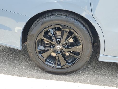 Certified 2023 Honda Odyssey Sport image 6