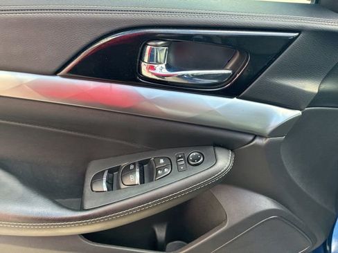 Used 2023 Nissan Maxima SV w/ Floor Mat Group image 20