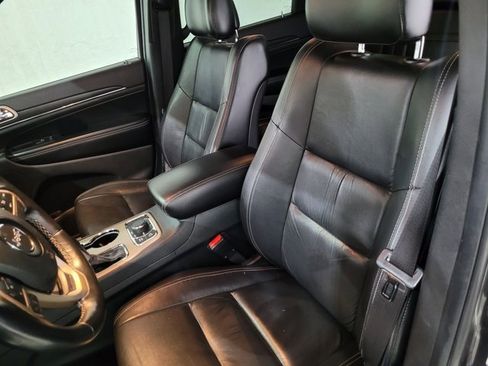 Used 2016 Jeep Grand Cherokee Limited image 10