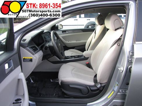Used 2017 Hyundai Sonata SE FWD image 12