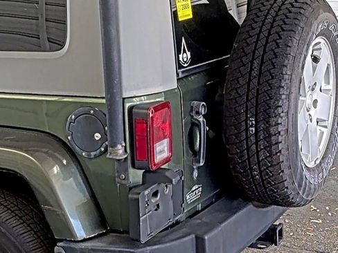 Used 2008 Jeep Wrangler Unlimited Sahara w/ Trailer Tow Group image 7