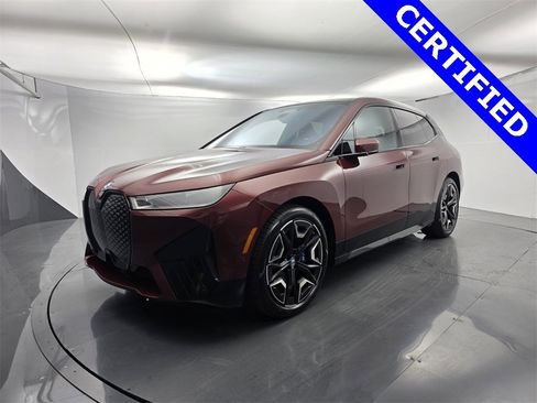 Used 2023 BMW iX M60 w/ Executive Package image 8