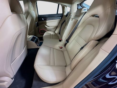 Certified 2023 Porsche Panamera Platinum Edition RWD image 24