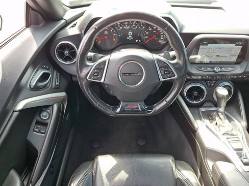 Used 2016 Chevrolet Camaro SS RWD image 13