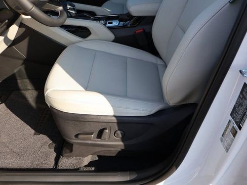 New 2025 Kia Telluride S image 37