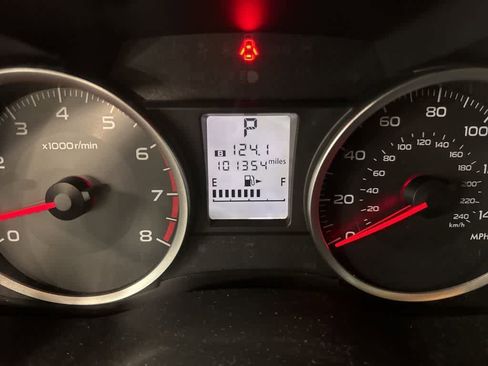 Used 2014 Subaru Forester 2.5i Premium w/ Popular Package #2 AWD/4WD image 12