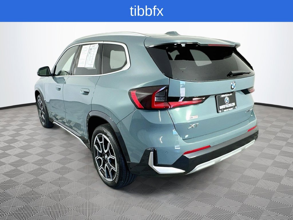 Used 2025 BMW X1 xDrive28i AWD/4WD image 6