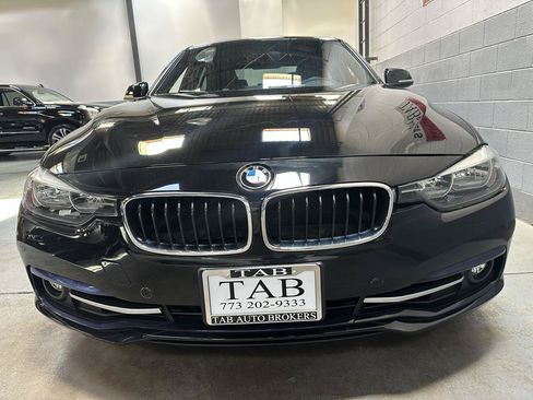 Used 2017 BMW 330i xDrive Sedan AWD/4WD image 7