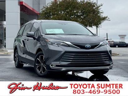 New 2025 Toyota Sienna Platinum