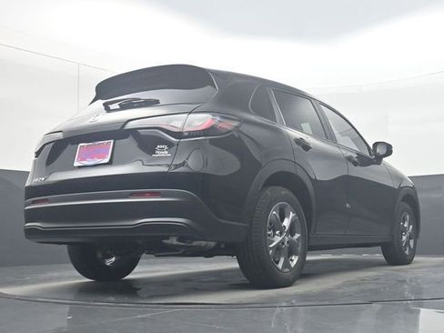 New 2026 Honda HR-V LX image 33