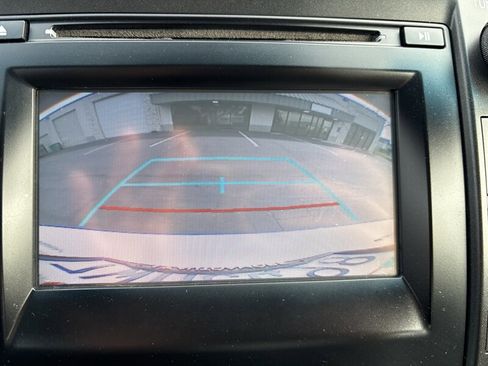 Used 2017 Toyota Camry LE image 42