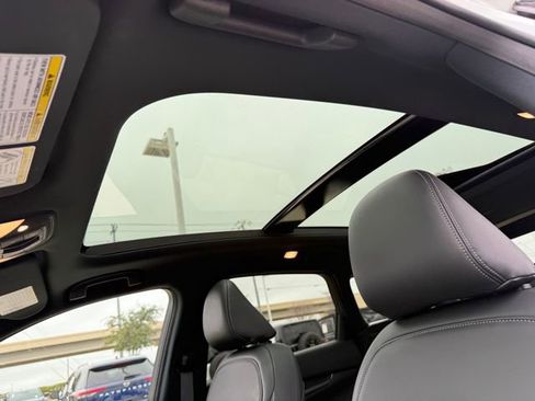 Used 2023 INFINITI QX50 Sport image 29