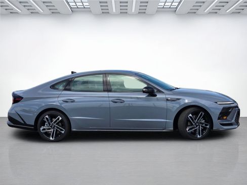 New 2026 Hyundai Sonata N Line FWD image 3