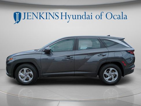 Certified 2024 Hyundai Tucson SE image 6