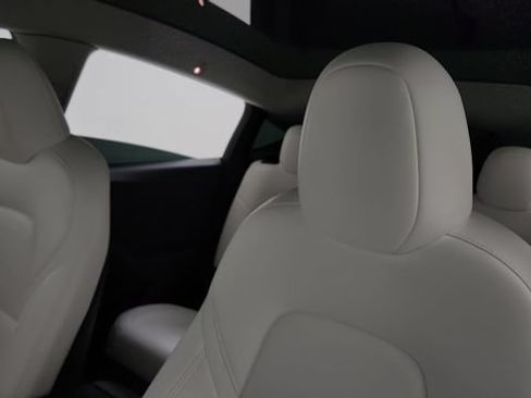 Used 2024 Tesla Model Y Performance AWD/4WD image 45