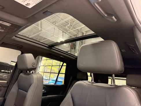 Used 2024 Chevrolet Tahoe Z71 image 21