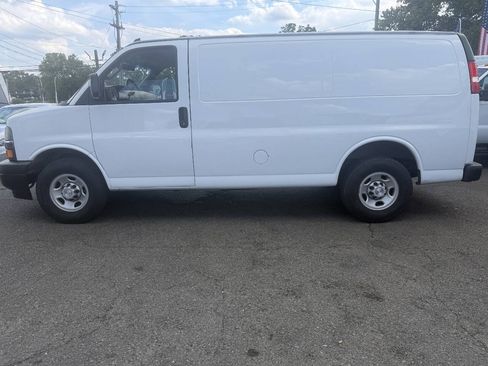 Used 2019 Chevrolet Express 2500 w/ Driver Convenience Package RWD image 1