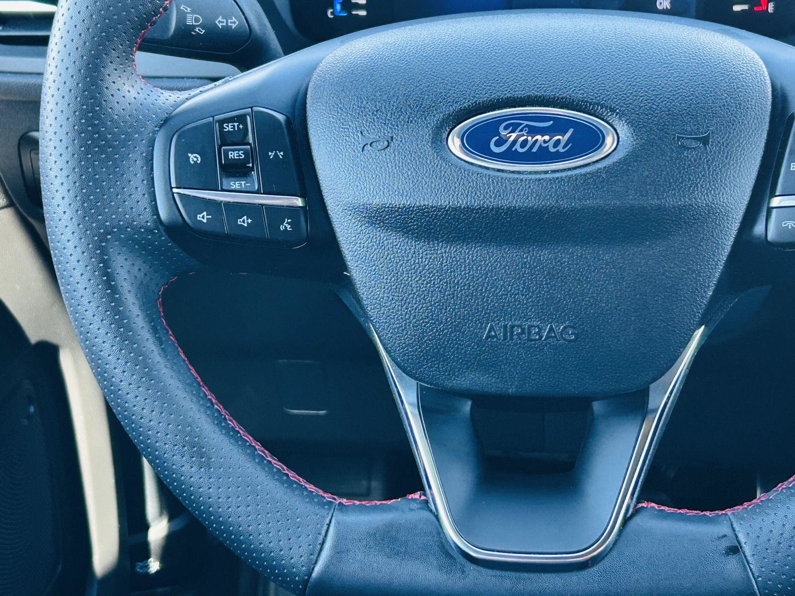 Used 2023 Ford Escape ST-Line w/ Equipment Group 301A FWD image 15