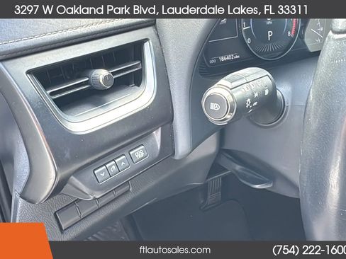 Used 2019 Lexus UX 200 w/ Premium Package FWD image 25