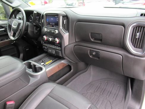 Used 2023 GMC Sierra 2500 Denali w/ Denali Ultimate Package image 14