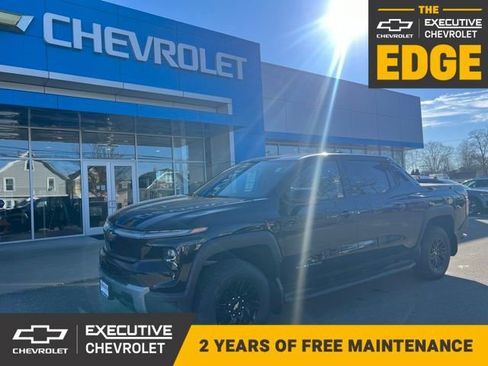 Used 2025 Chevrolet Silverado EV LT AWD/4WD image 1