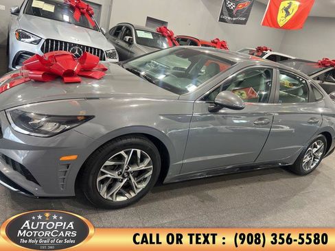 Used 2023 Hyundai Sonata SEL w/ Cargo Package FWD image 3