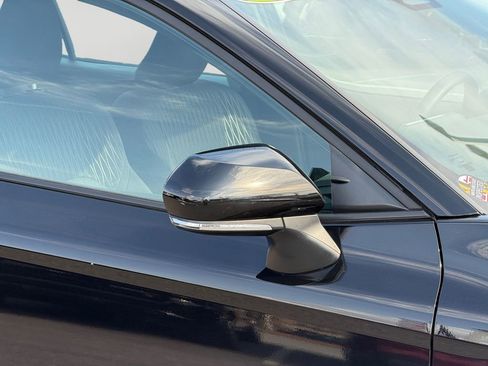 Used 2025 Toyota Camry LE image 11