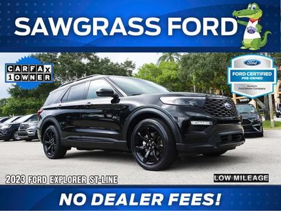 Used 2023 Ford Explorer ST-Line w/ Class IV Trailer Tow Package