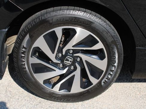 Used 2019 Honda Civic LX image 30