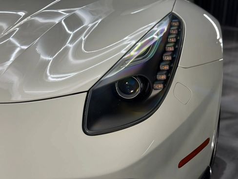 Used 2015 Ferrari F12 Berlinetta RWD image 4