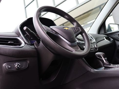 Used 2022 Chevrolet Equinox LT FWD image 40