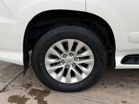 Used 2019 Lexus GX 460 Premium AWD/4WD image 6