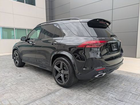 Used 2025 Mercedes-Benz GLE 350 4MATIC w/ AMG Line Exterior image 7