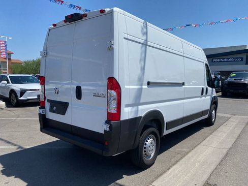 Used 2025 RAM ProMaster 2500 w/ Convenience Group FWD image 6