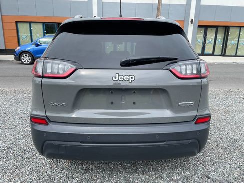 Used 2020 Jeep Cherokee Latitude Plus w/ Cold Weather Group AWD/4WD image 8