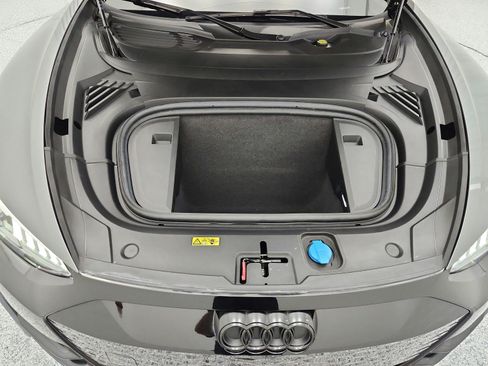 Used 2022 Audi e-tron GT Premium Plus w/ Performance Package image 16